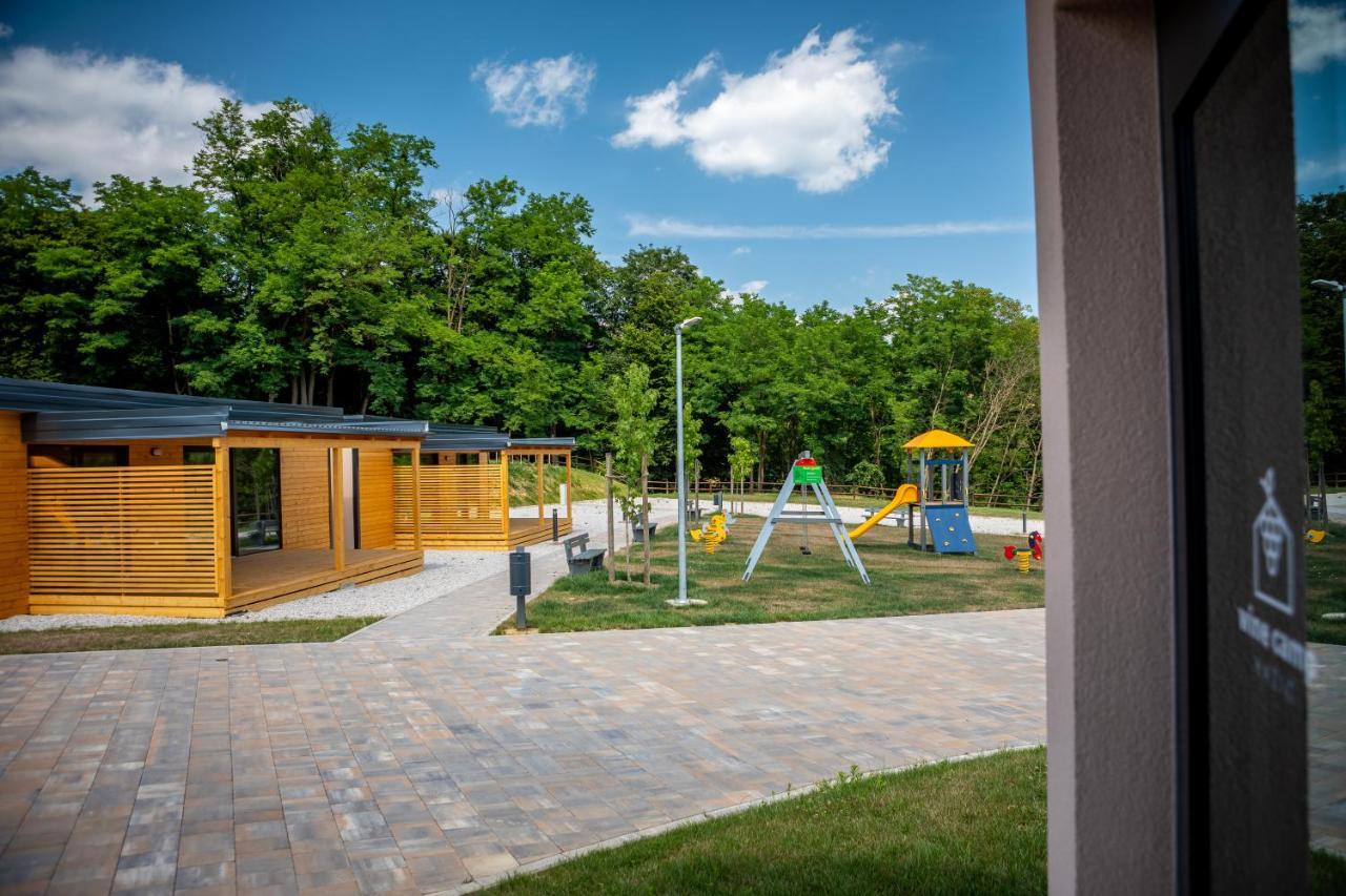 Отель Wine Camp Hazic Свети-Мартин-на-Мору Экстерьер фото