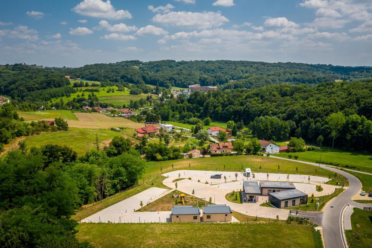 Отель Wine Camp Hazic Свети-Мартин-на-Мору Экстерьер фото
